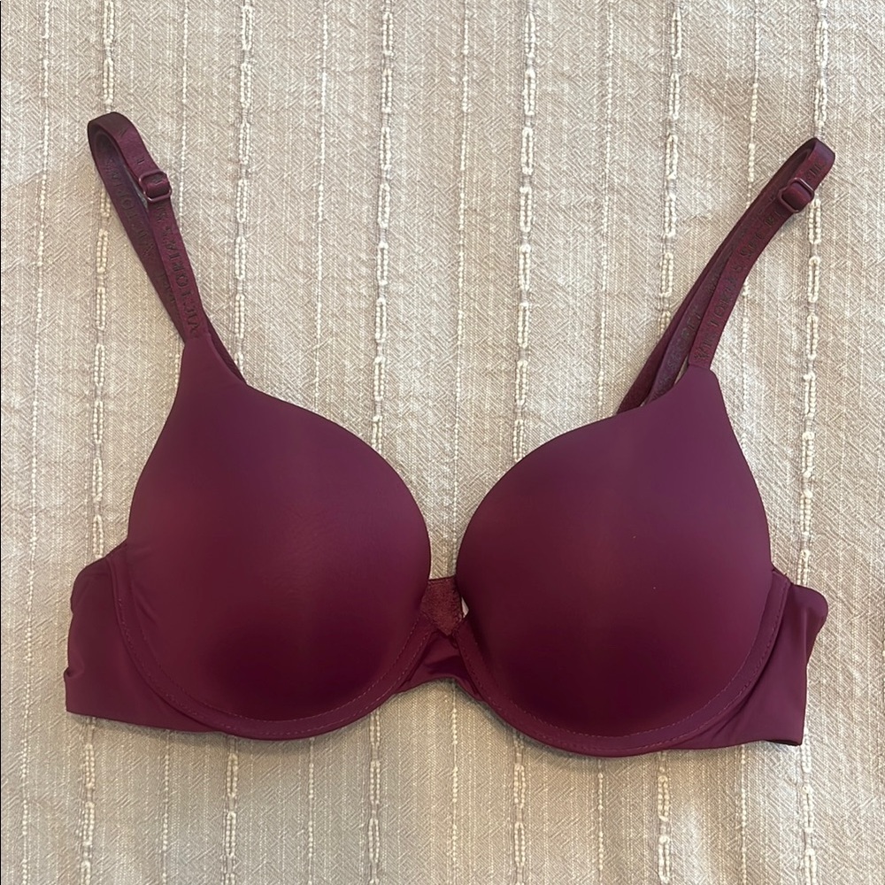 Victoria’s Secret T-shirt Perfect Full Coverage Push Up Maroon Purple